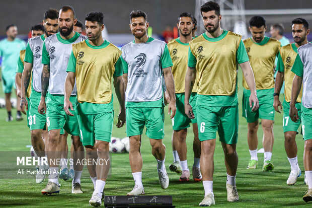 ۱۰۰ بازیکن در فهرست تیم ملی فوتبال ایران